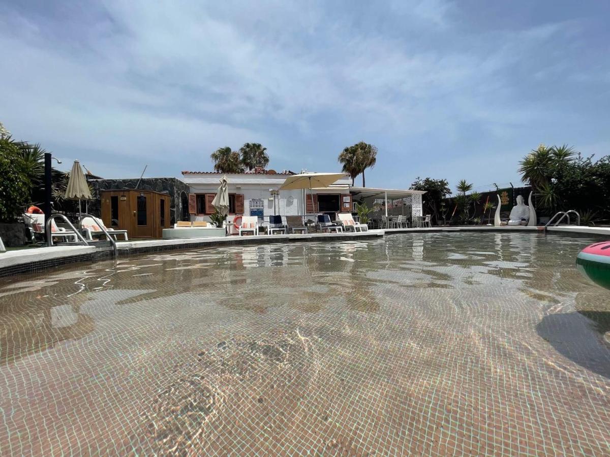 מספאלומס Rainbow Golf Bungalows, Gay Men-Only Resort מראה חיצוני תמונה